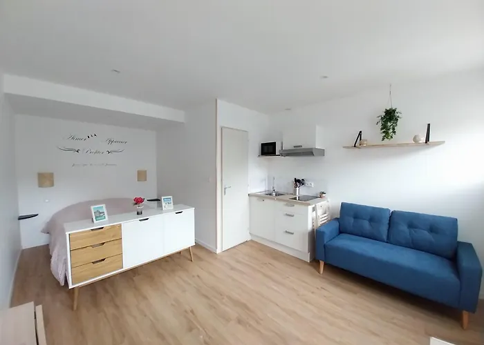 Studio 8 Proche Centre Ville, Commerces, Plage